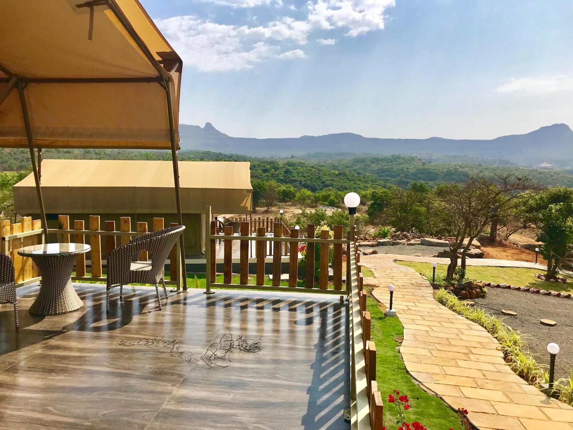 The Canvas Resort In Lonavla Exterior foto